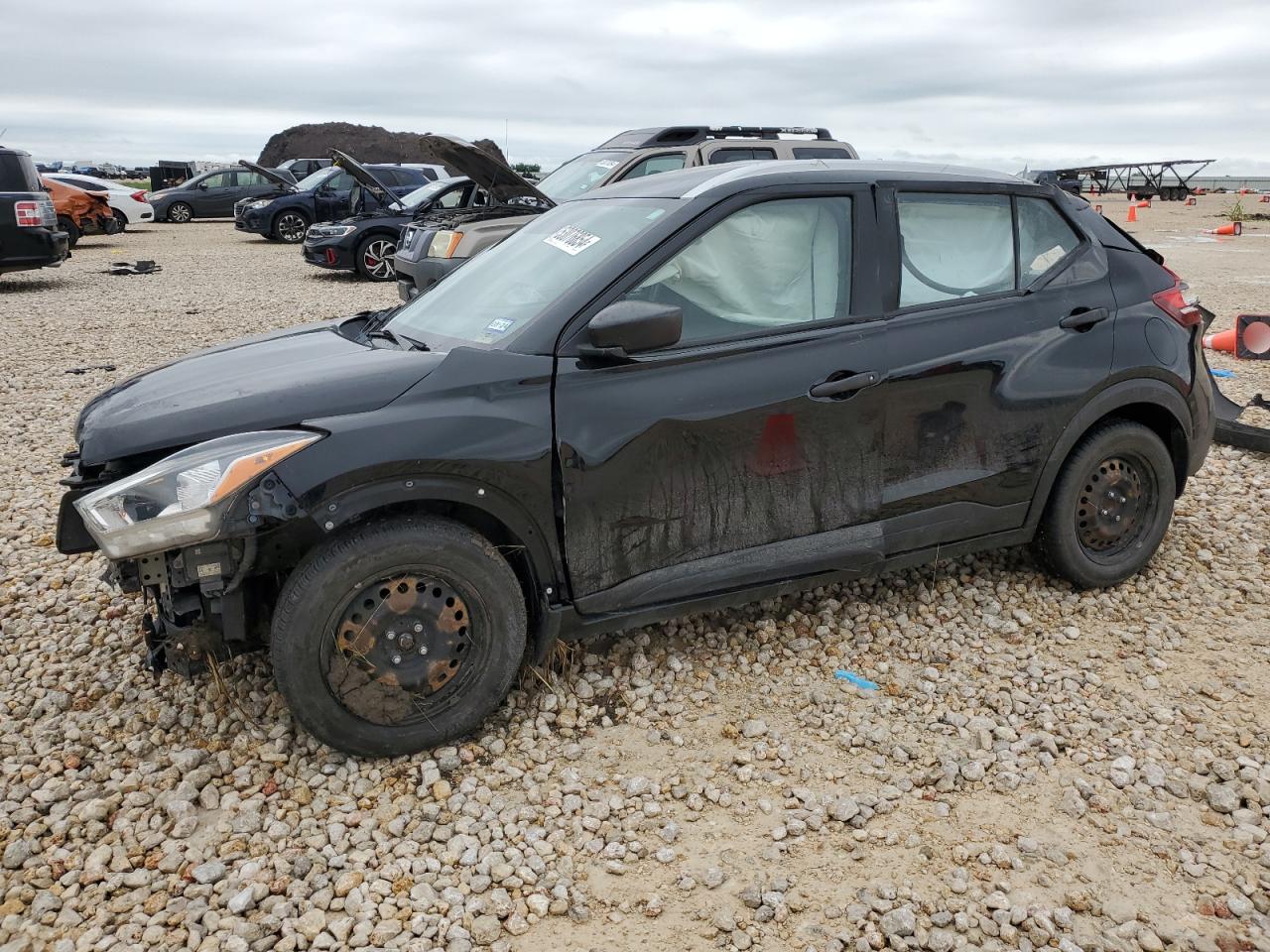 NISSAN KICKS 2018