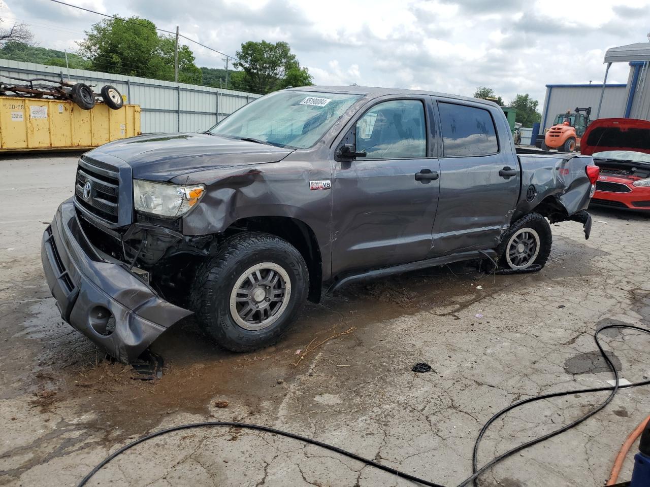 TOYOTA TUNDRA 2013