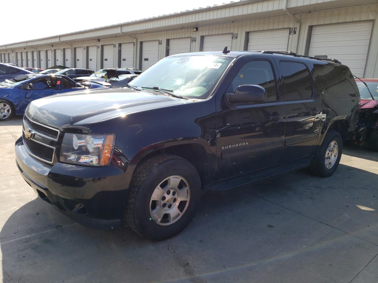 CHEVROLET SUBURBAN 2013