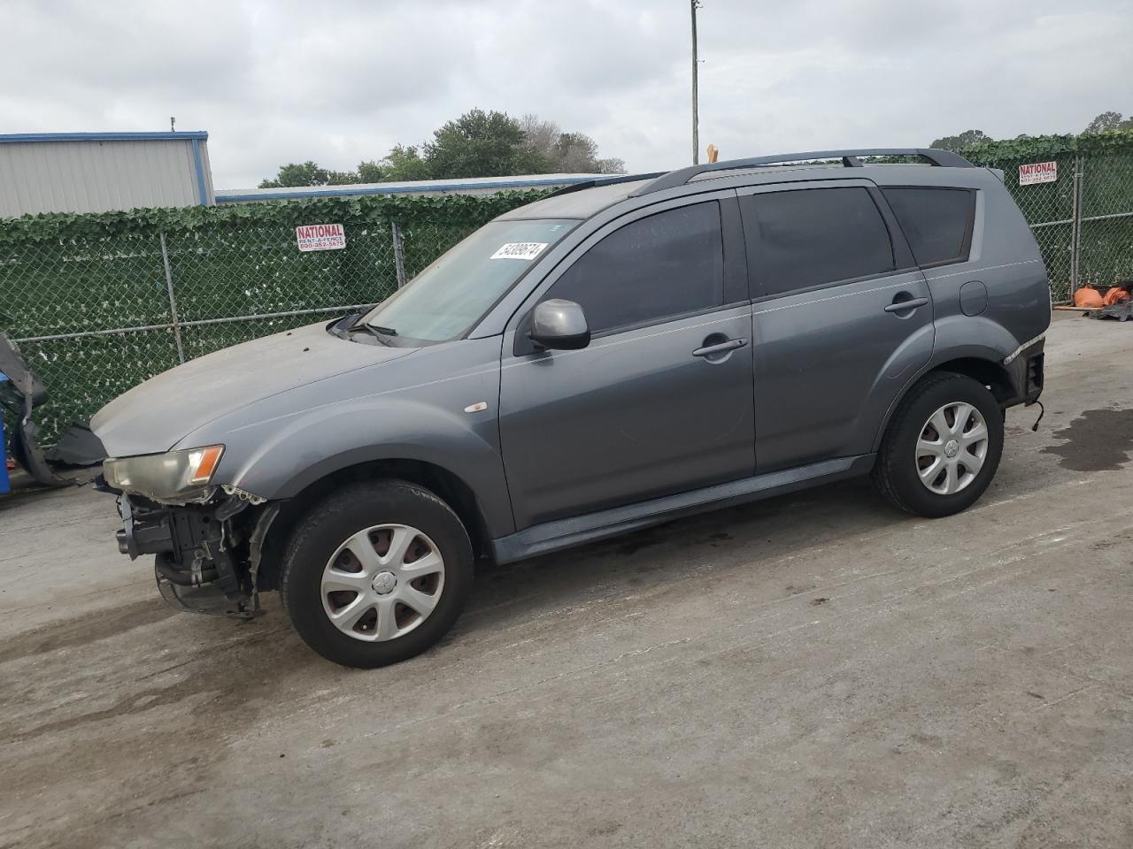 Mitsubishi Outlander 2012