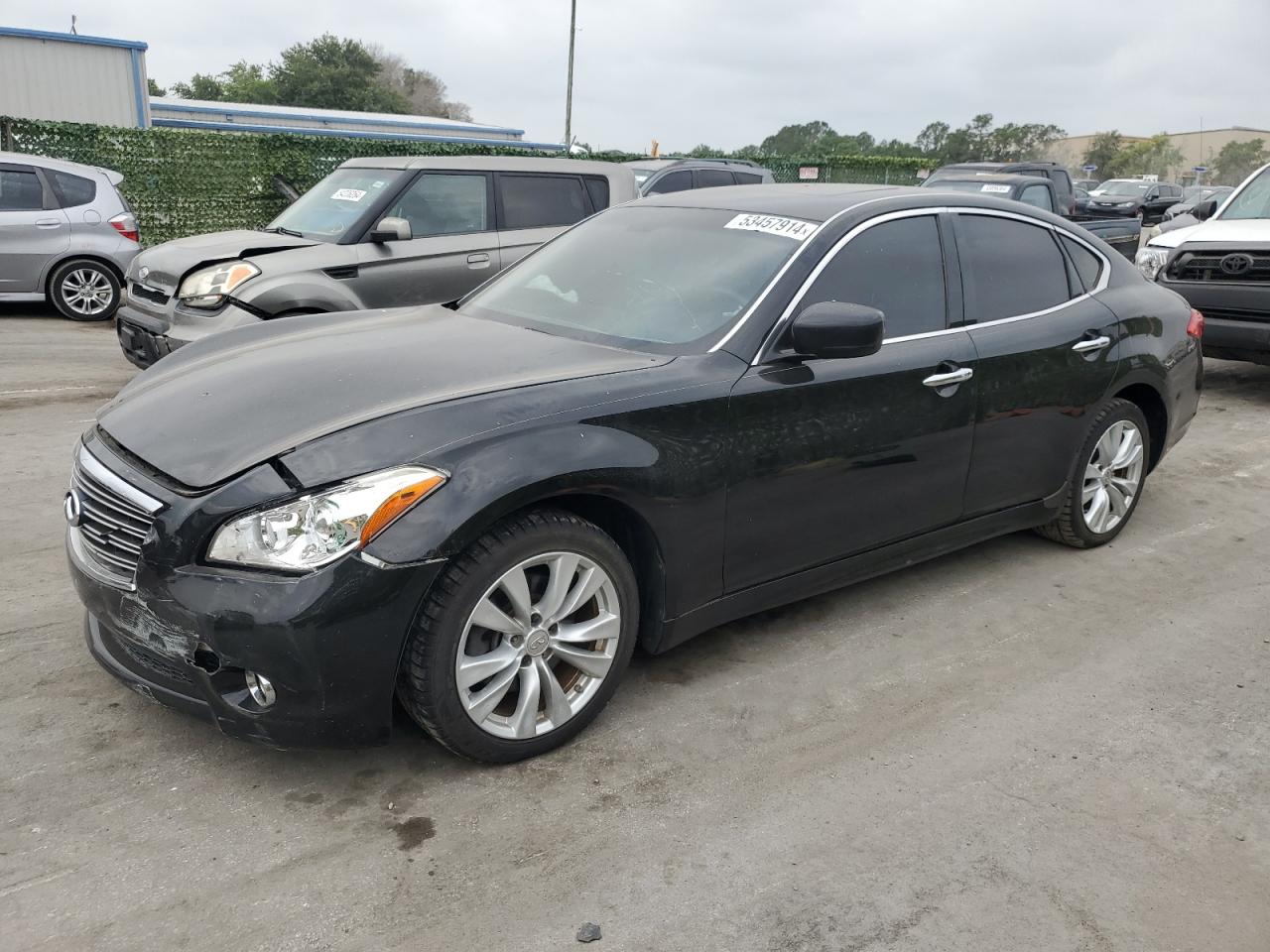 Infiniti M37 2011