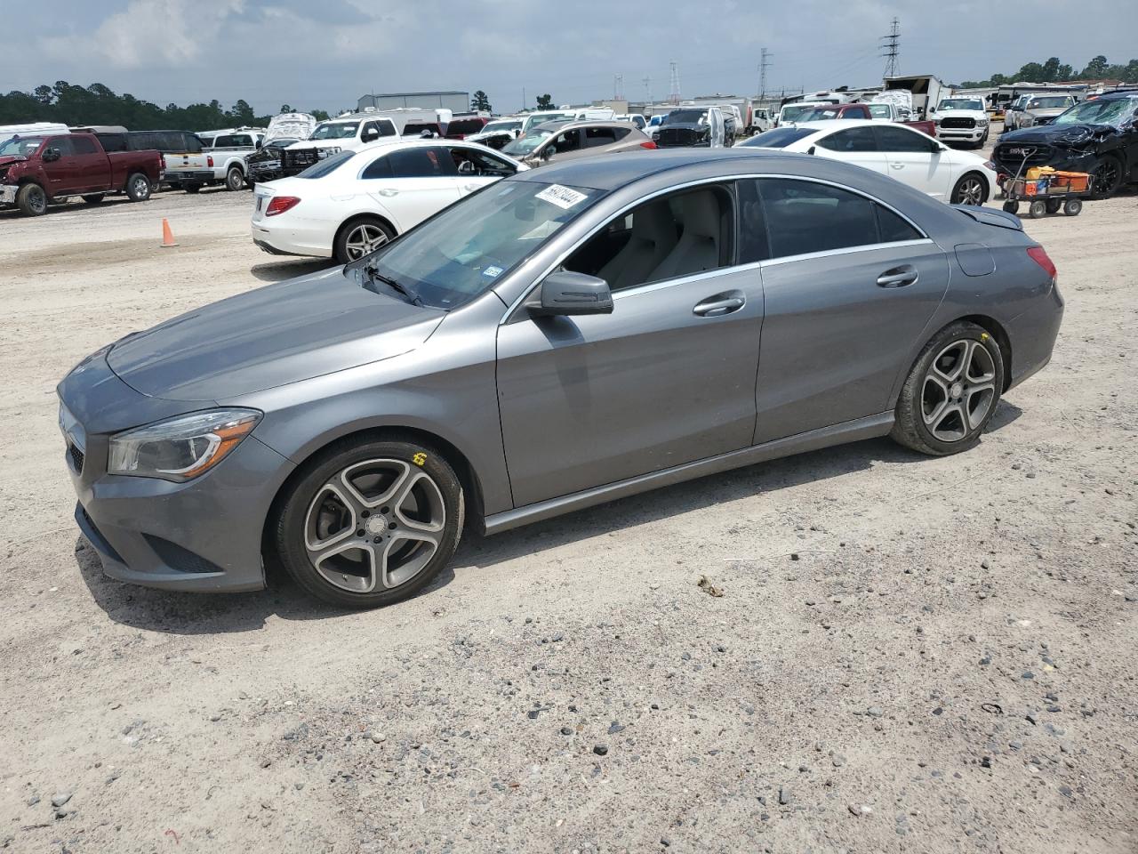 MERCEDES-BENZ CLA-CLASS 2014