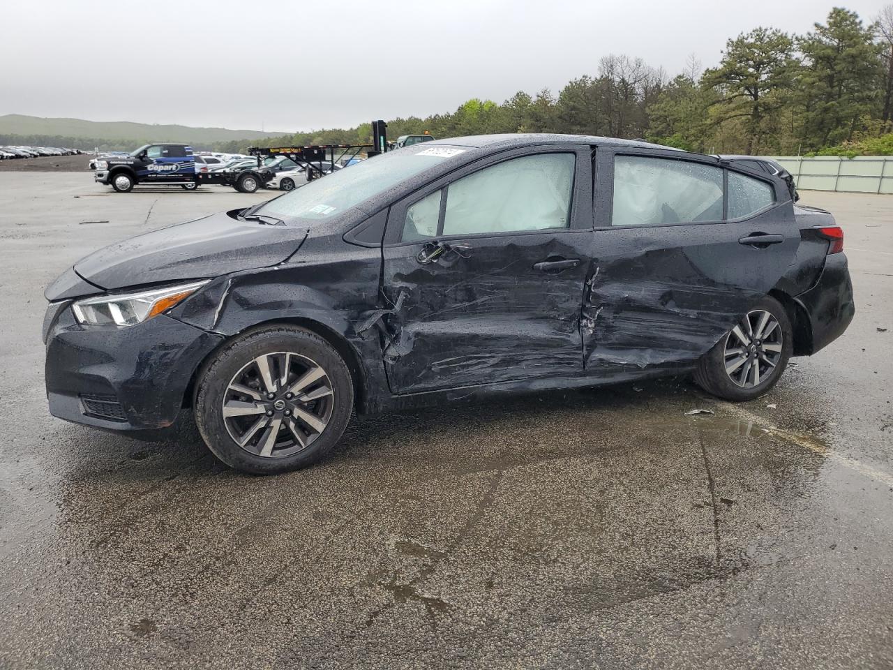 Nissan Versa 2021