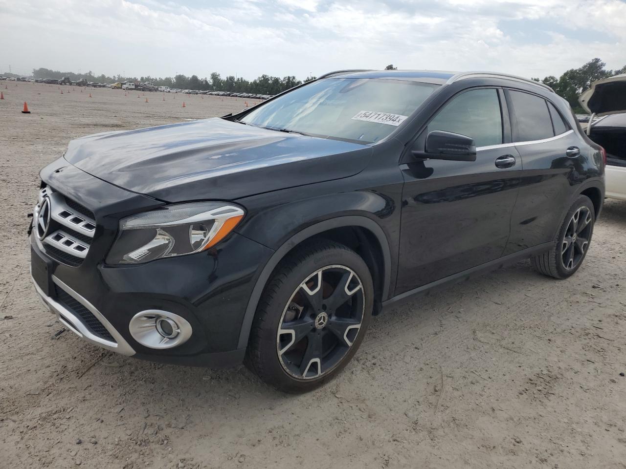 MERCEDES-BENZ GLA-CLASS 2020