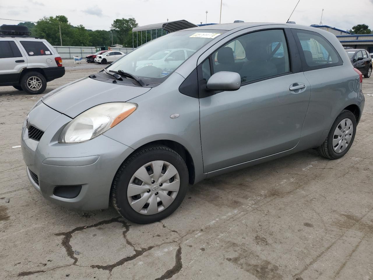 TOYOTA YARIS 2009