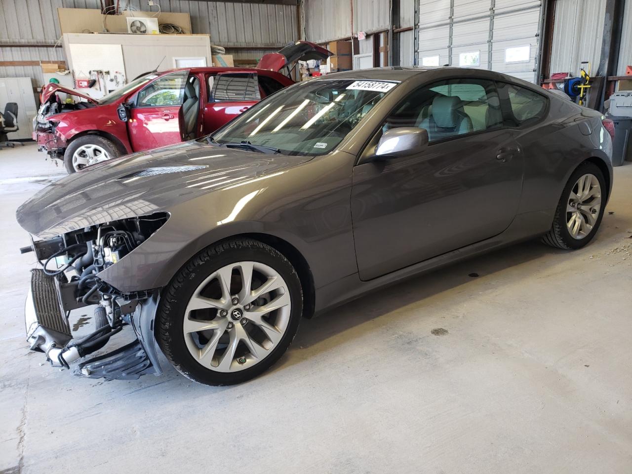 HYUNDAI GENESIS 2013