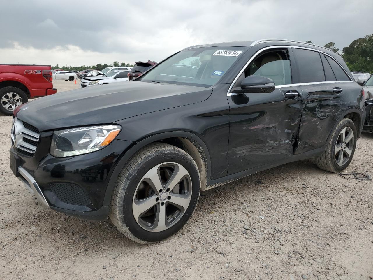 MERCEDES-BENZ GLC-CLASS 2017