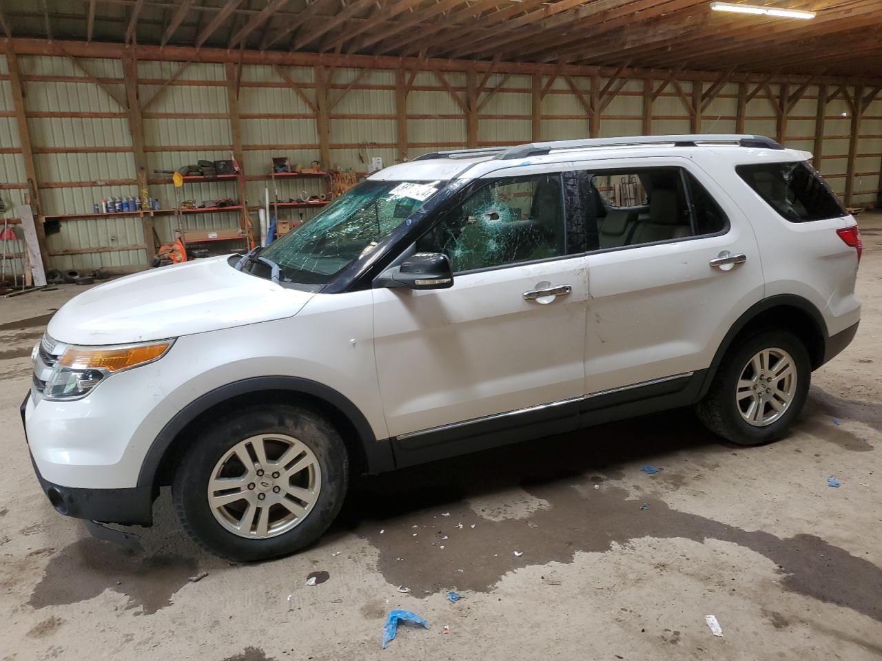 FORD EXPLORER X 2011