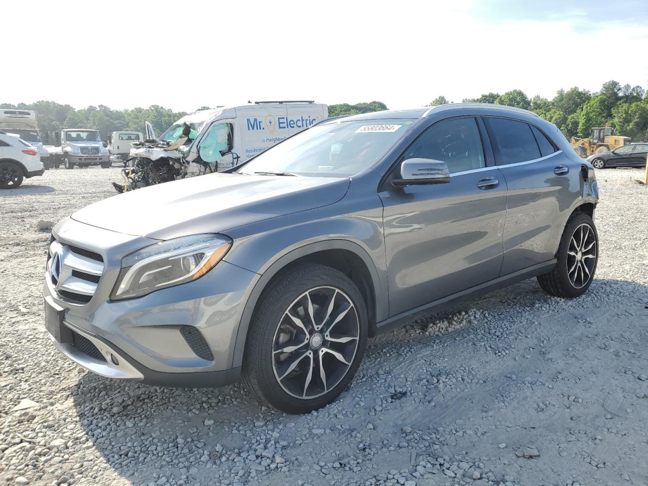 MERCEDES-BENZ GLA-CLASS 2015