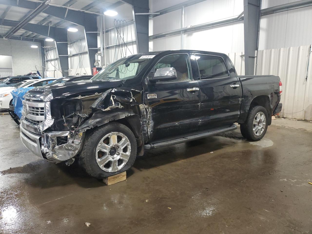 TOYOTA TUNDRA 2015