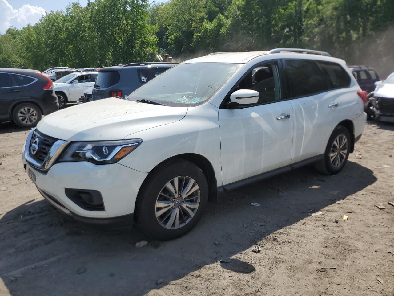 NISSAN PATHFINDER 2019
