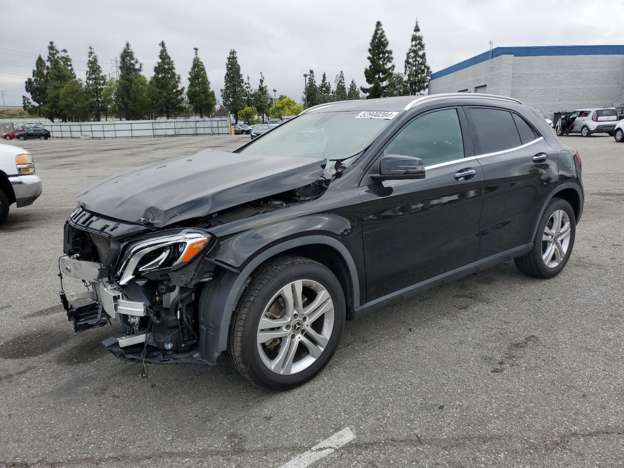 MERCEDES-BENZ GLA-CLASS 2019