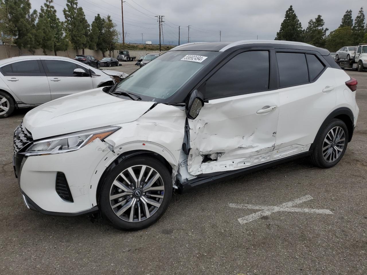 NISSAN KICKS 2024