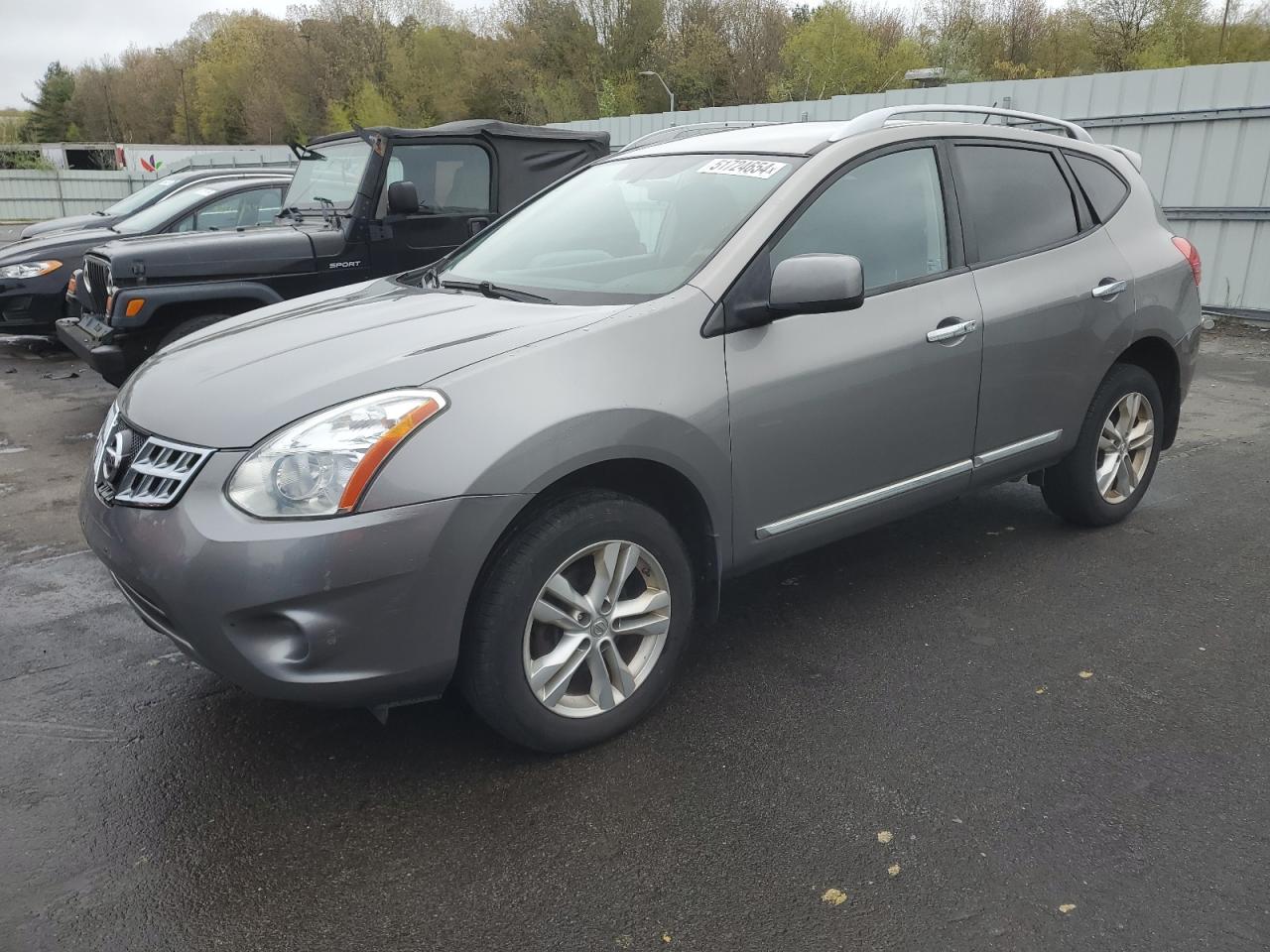 Nissan Rogue sport 2013