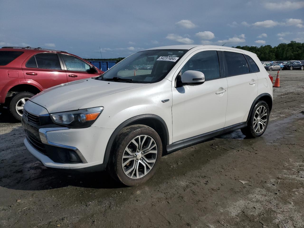 MITSUBISHI OUTLANDER 2016