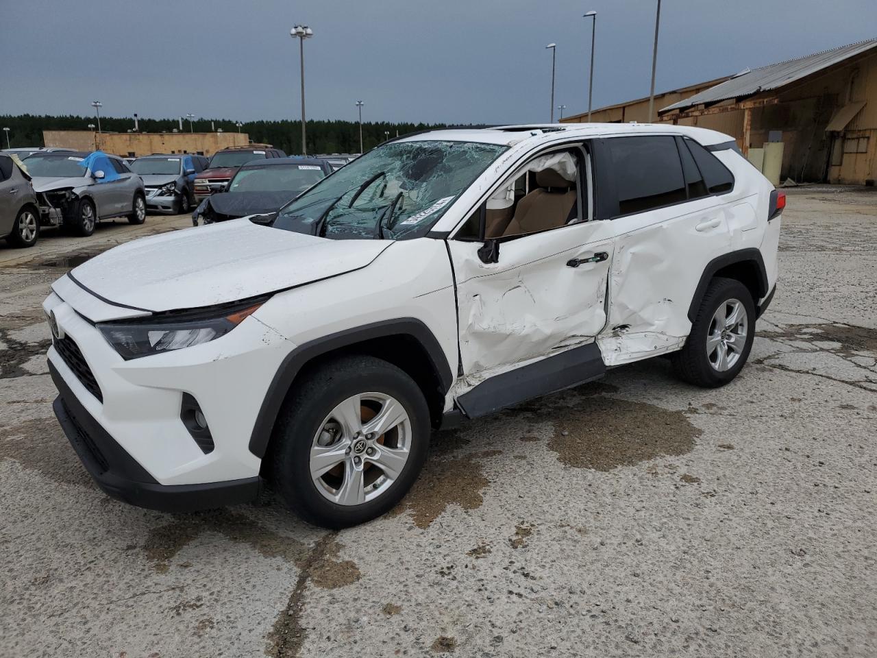 TOYOTA RAV4 2021
