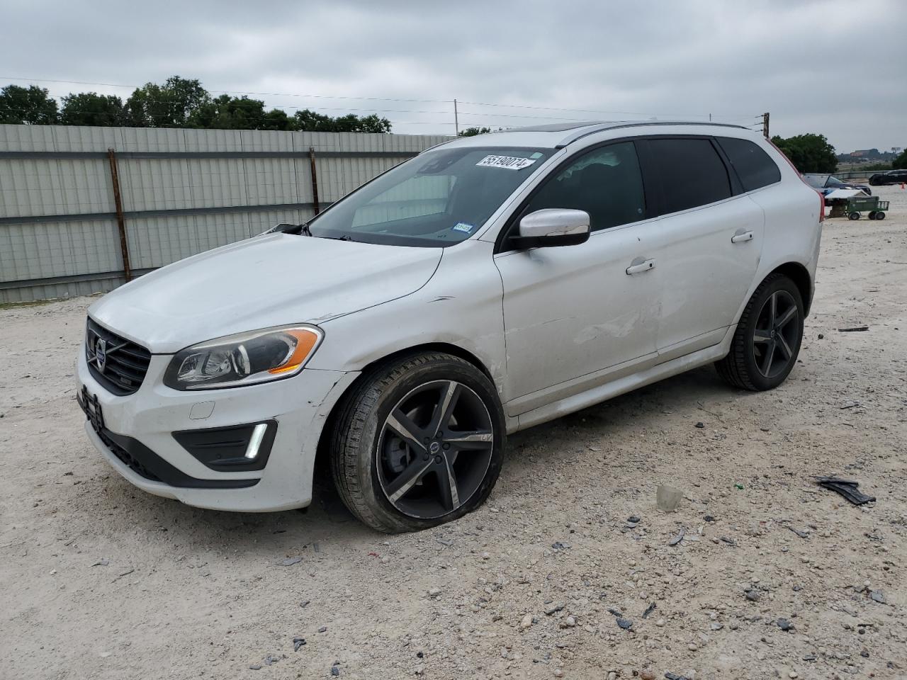 VOLVO XC60 2015