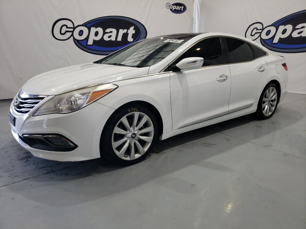 HYUNDAI AZERA 2016