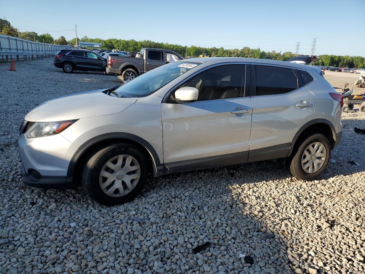 NISSAN ROGUE 2019