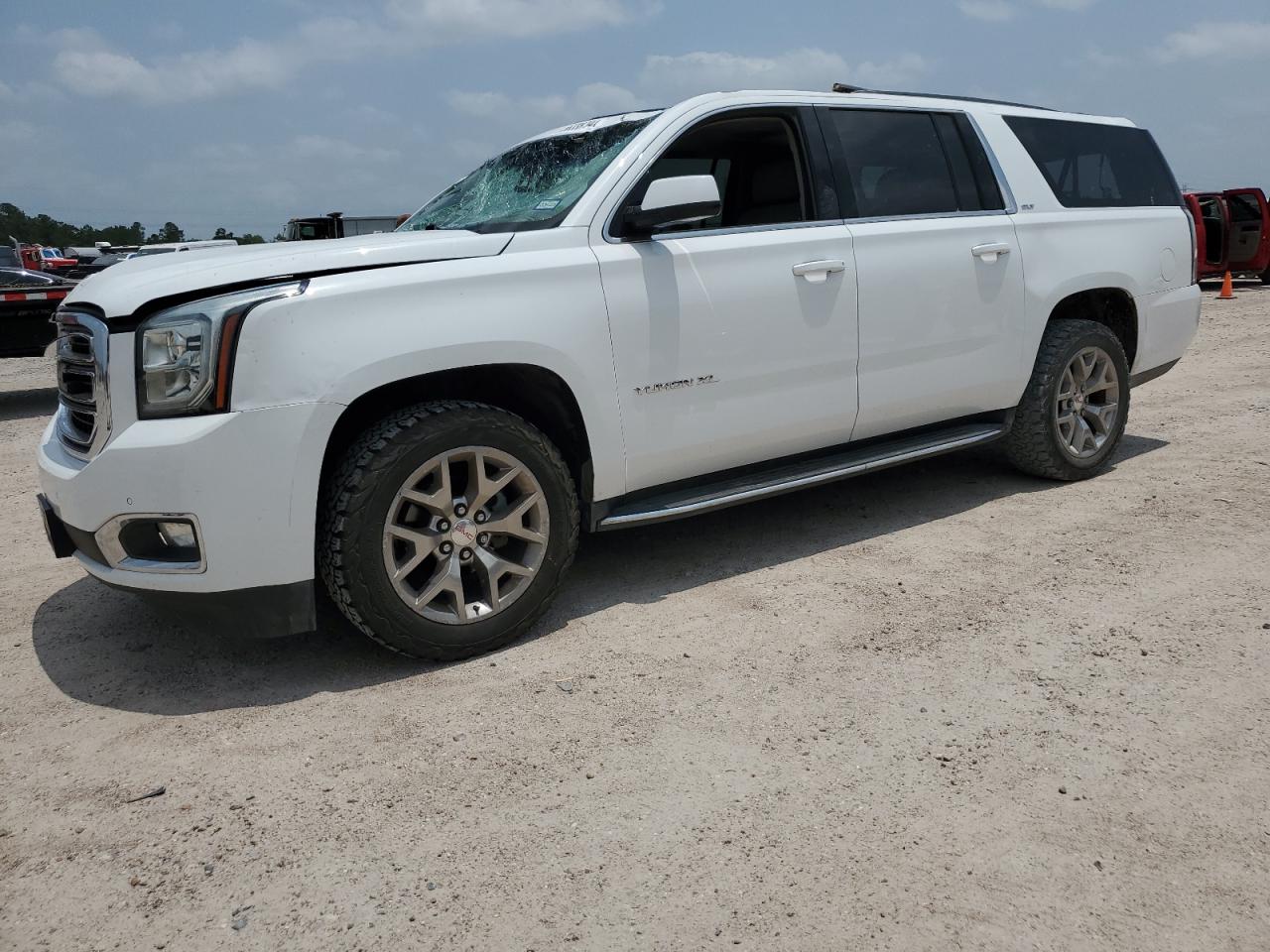 GMC YUKON 2018