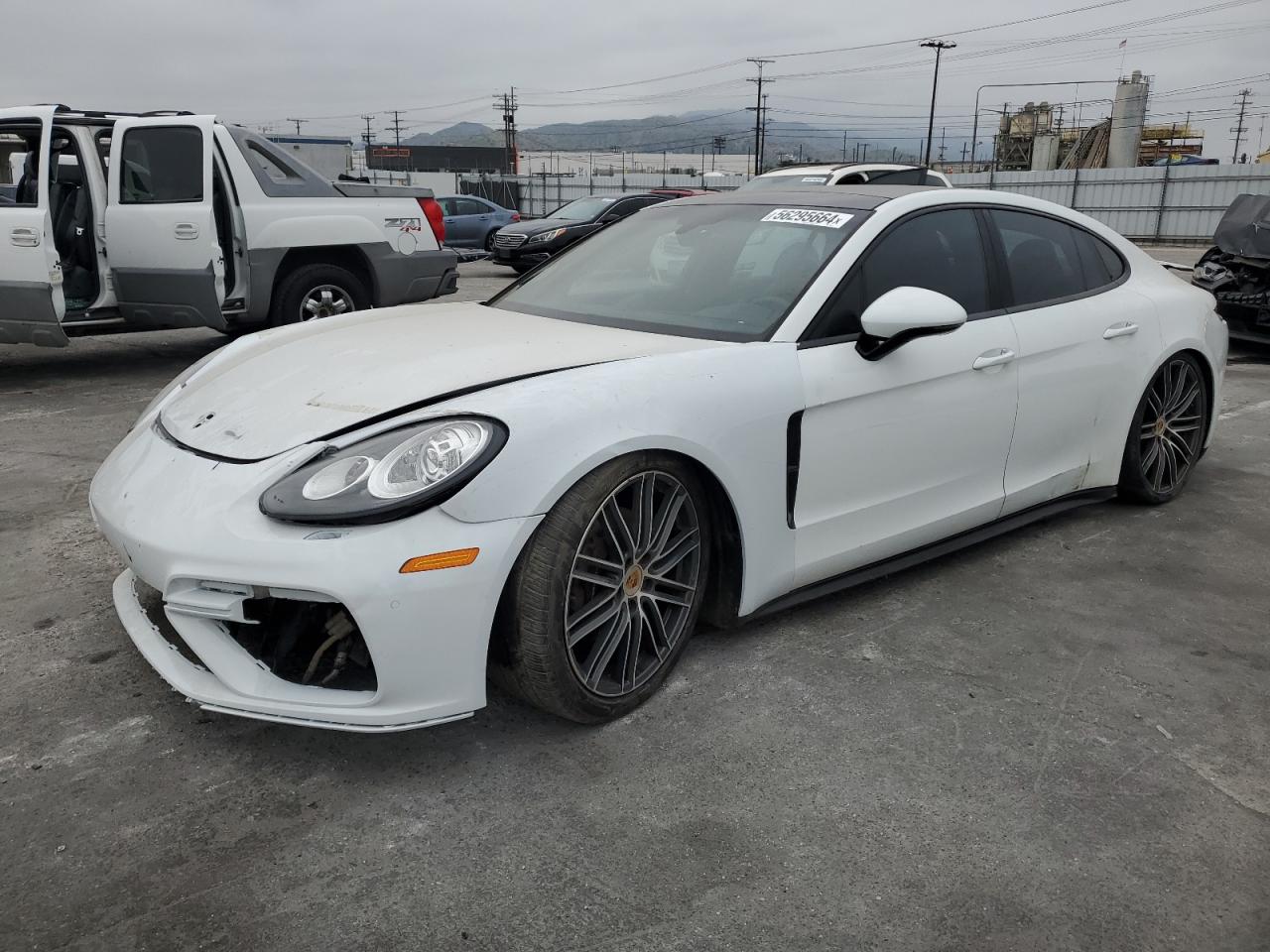 PORSCHE PANAMERA 2017