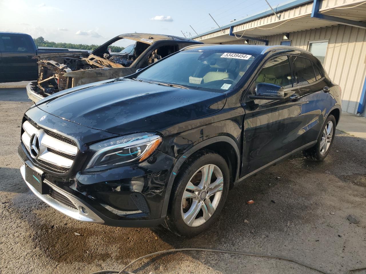 MERCEDES-BENZ GLA-CLASS 2016