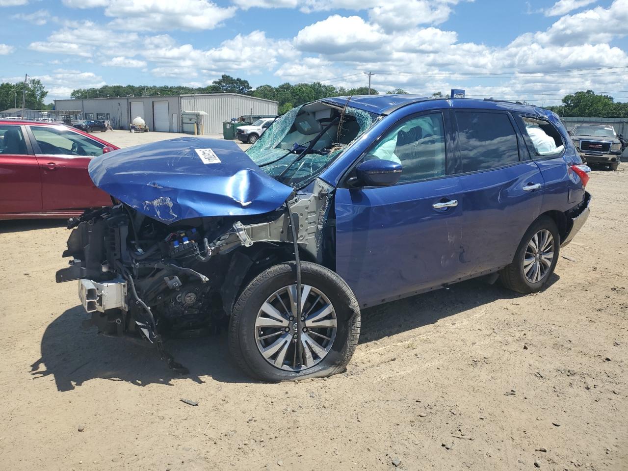NISSAN PATHFINDER 2019