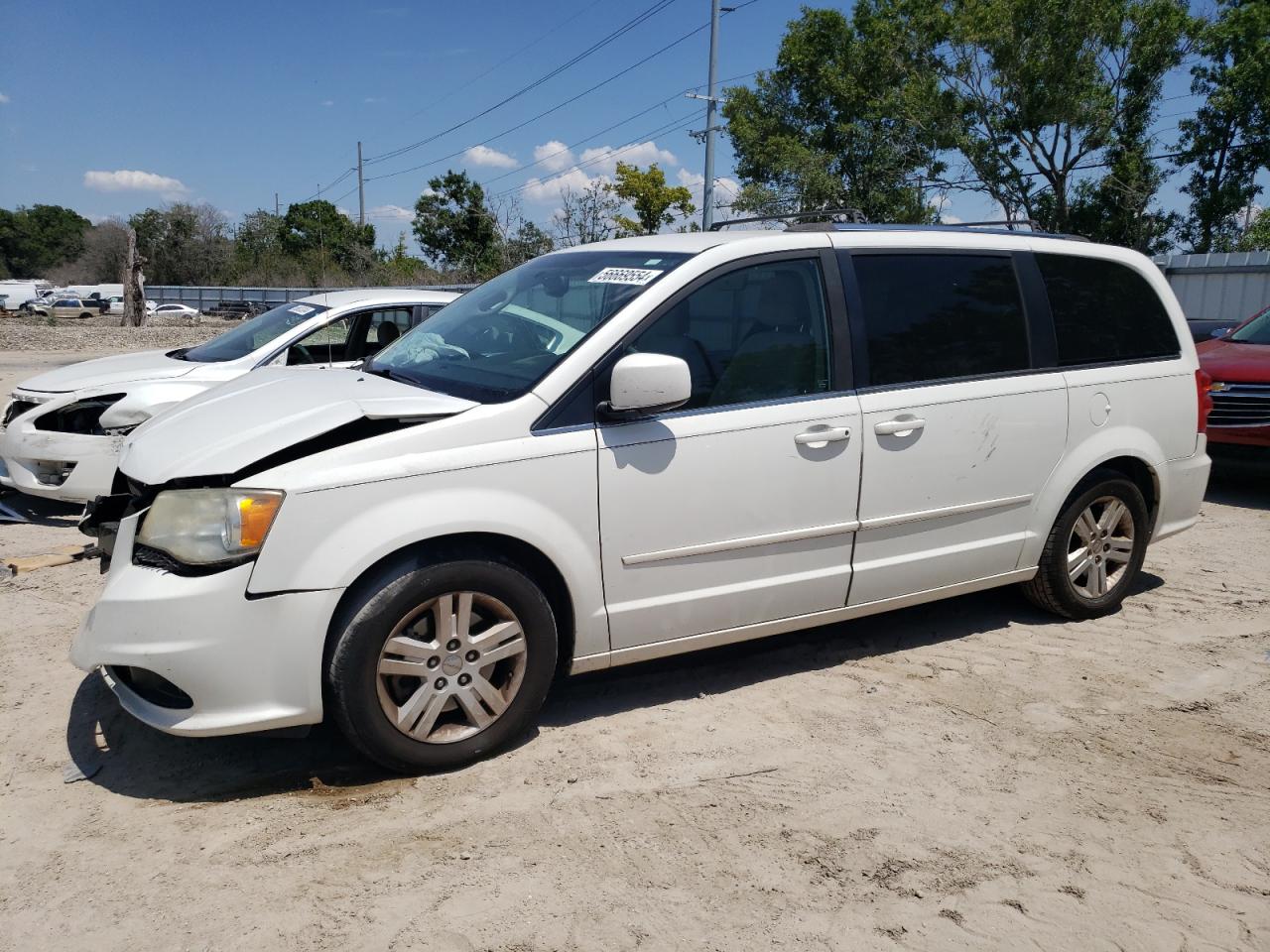 DODGE CARAVAN 2013