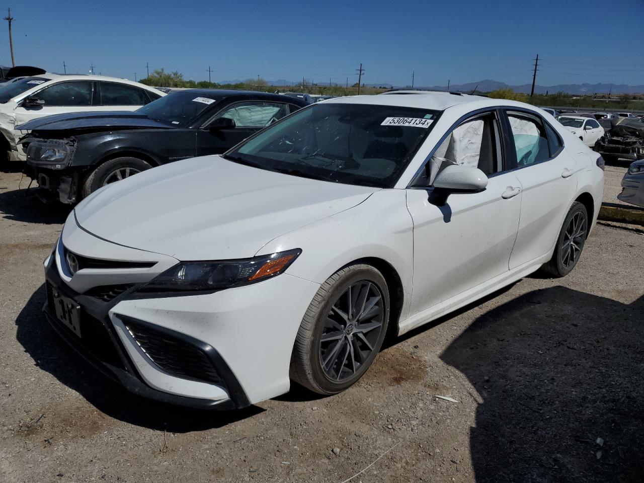 TOYOTA CAMRY 2021