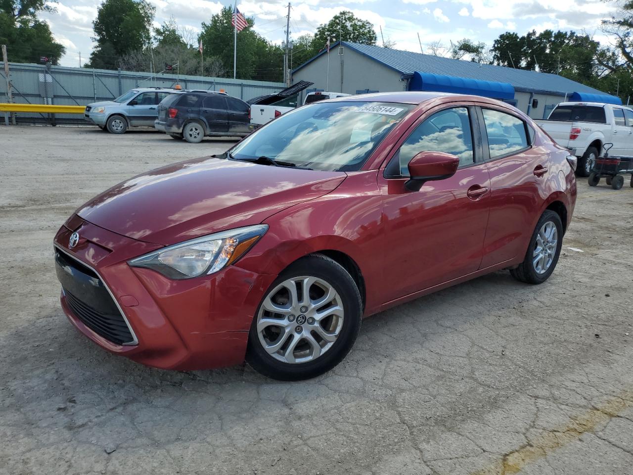 TOYOTA YARIS 2017