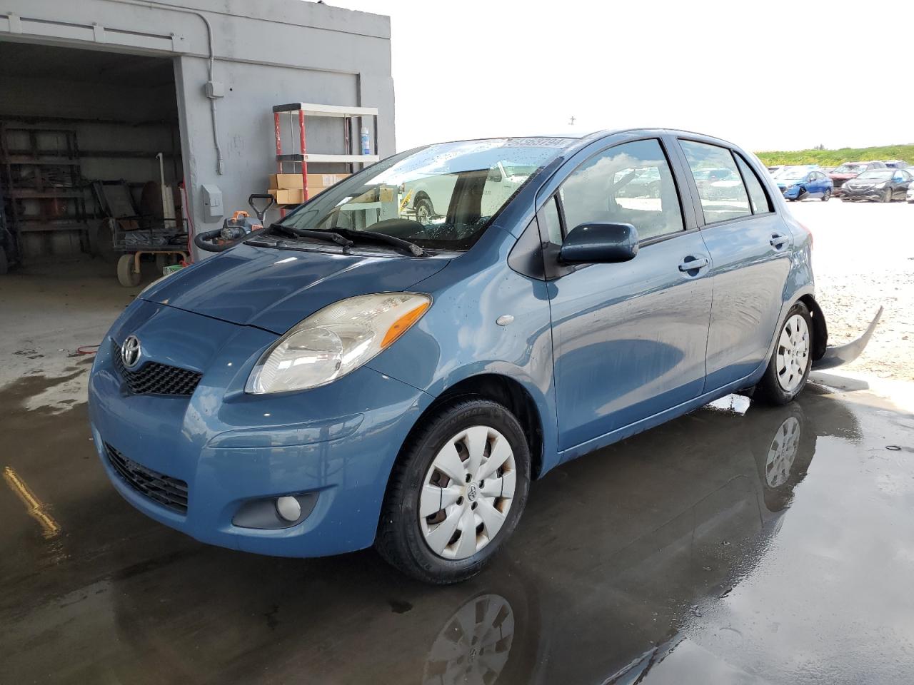 Toyota Yaris 2011