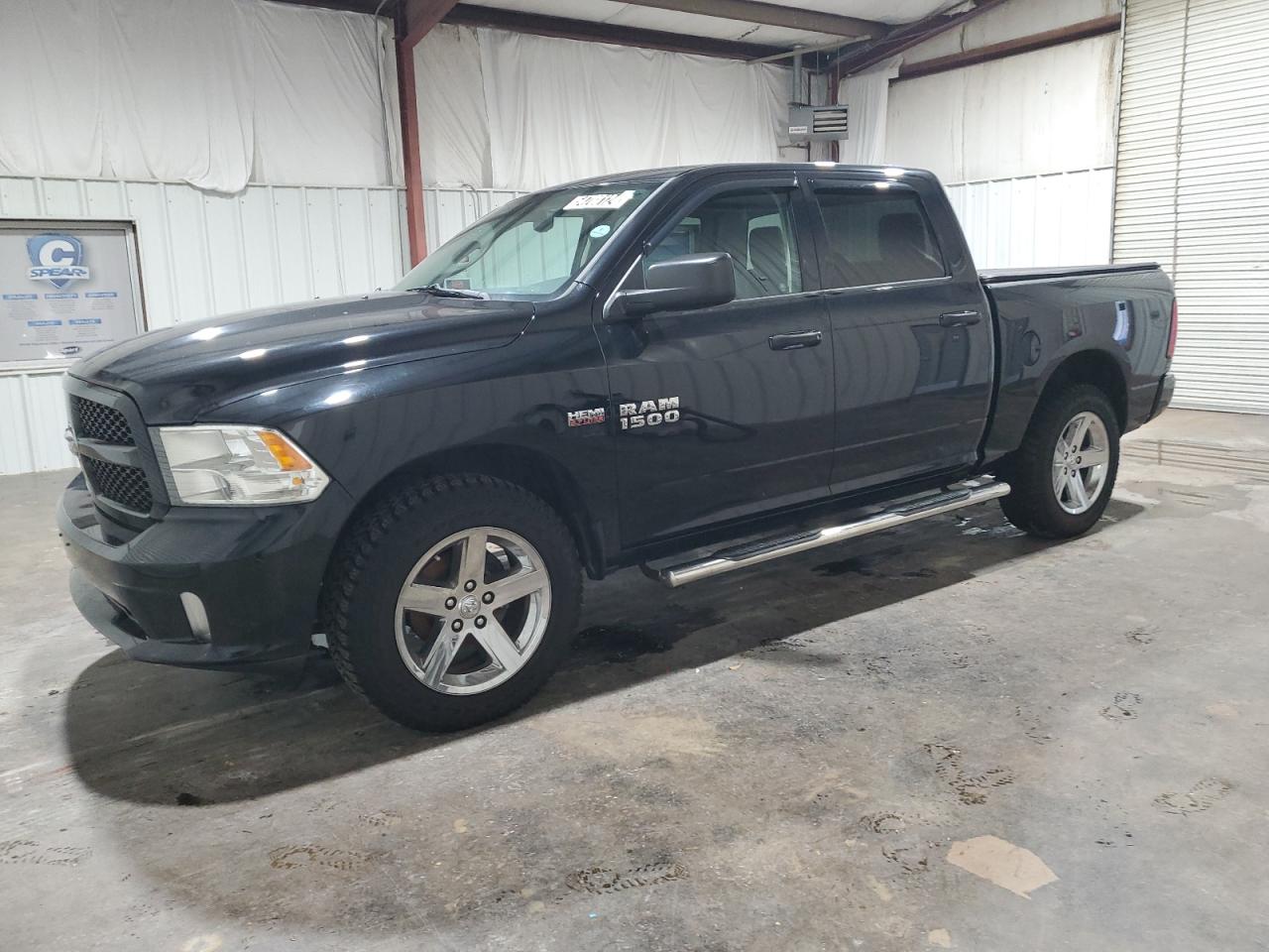 RAM 1500 ST 2015