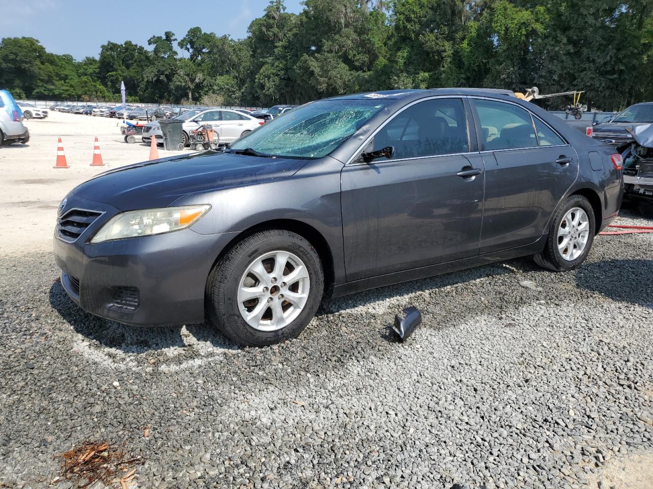 TOYOTA CAMRY 2011
