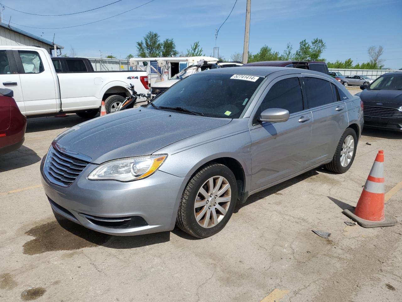 CHRYSLER 200 2013