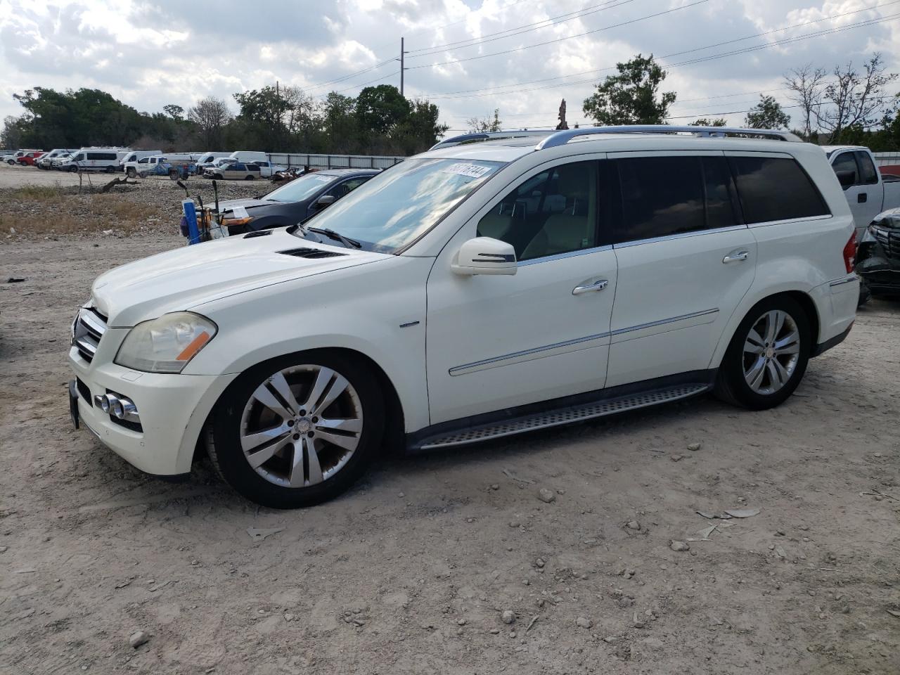 MERCEDES-BENZ GL-CLASS 2011