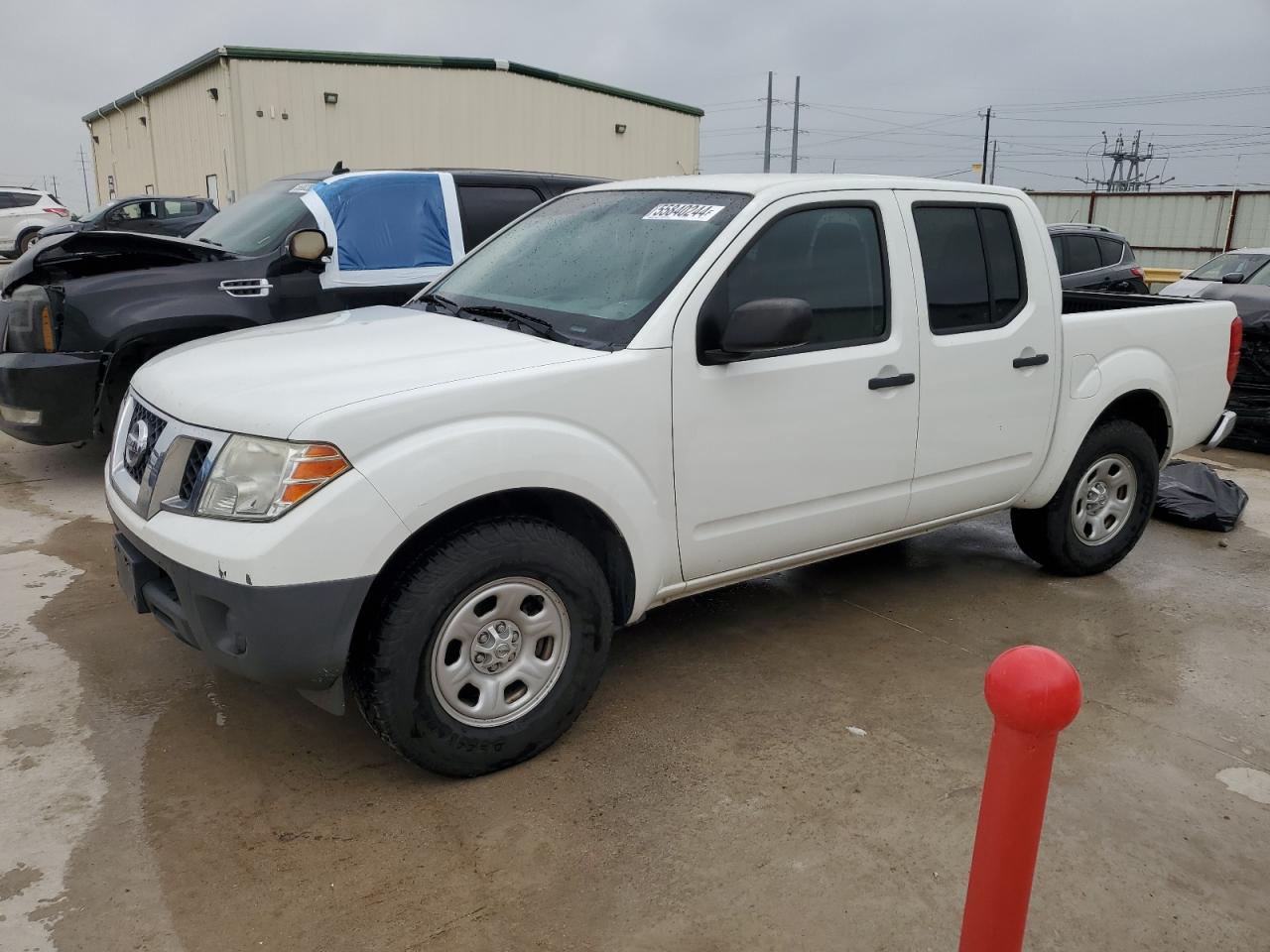NISSAN FRONTIER 2016