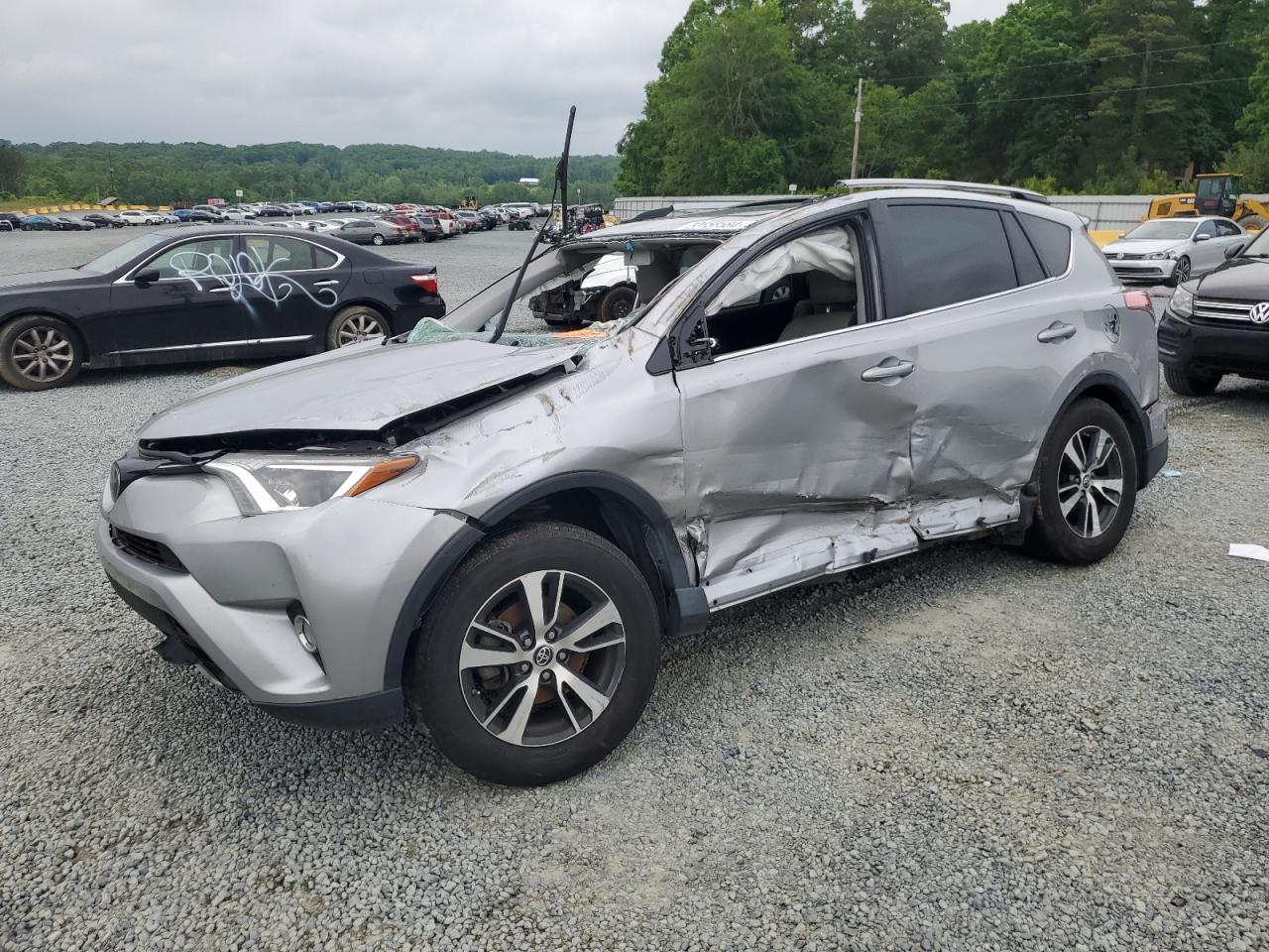 TOYOTA RAV4 2018