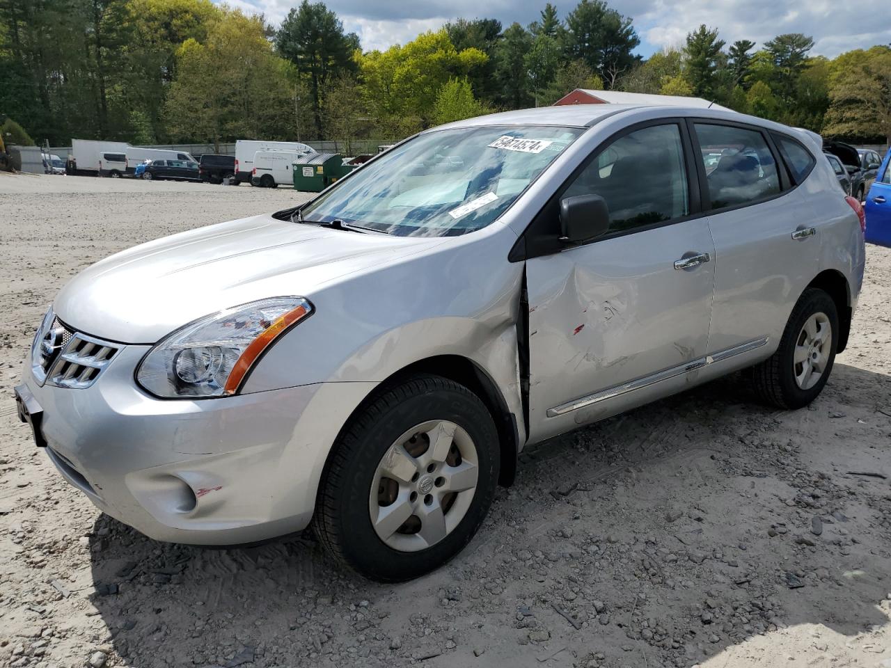 Nissan Rogue sport 2013