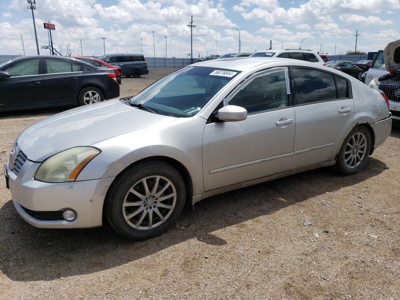 NISSAN MAXIMA 2004