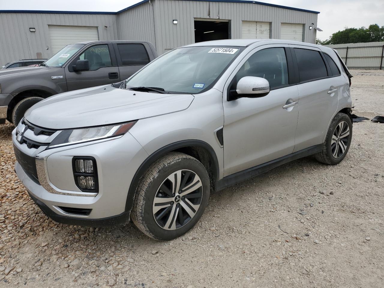 Mitsubishi Outlander 2023
