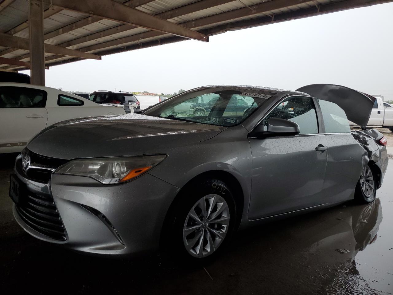 TOYOTA CAMRY 2017