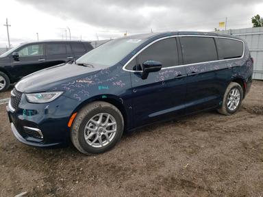 Chrysler Pacifica 2023