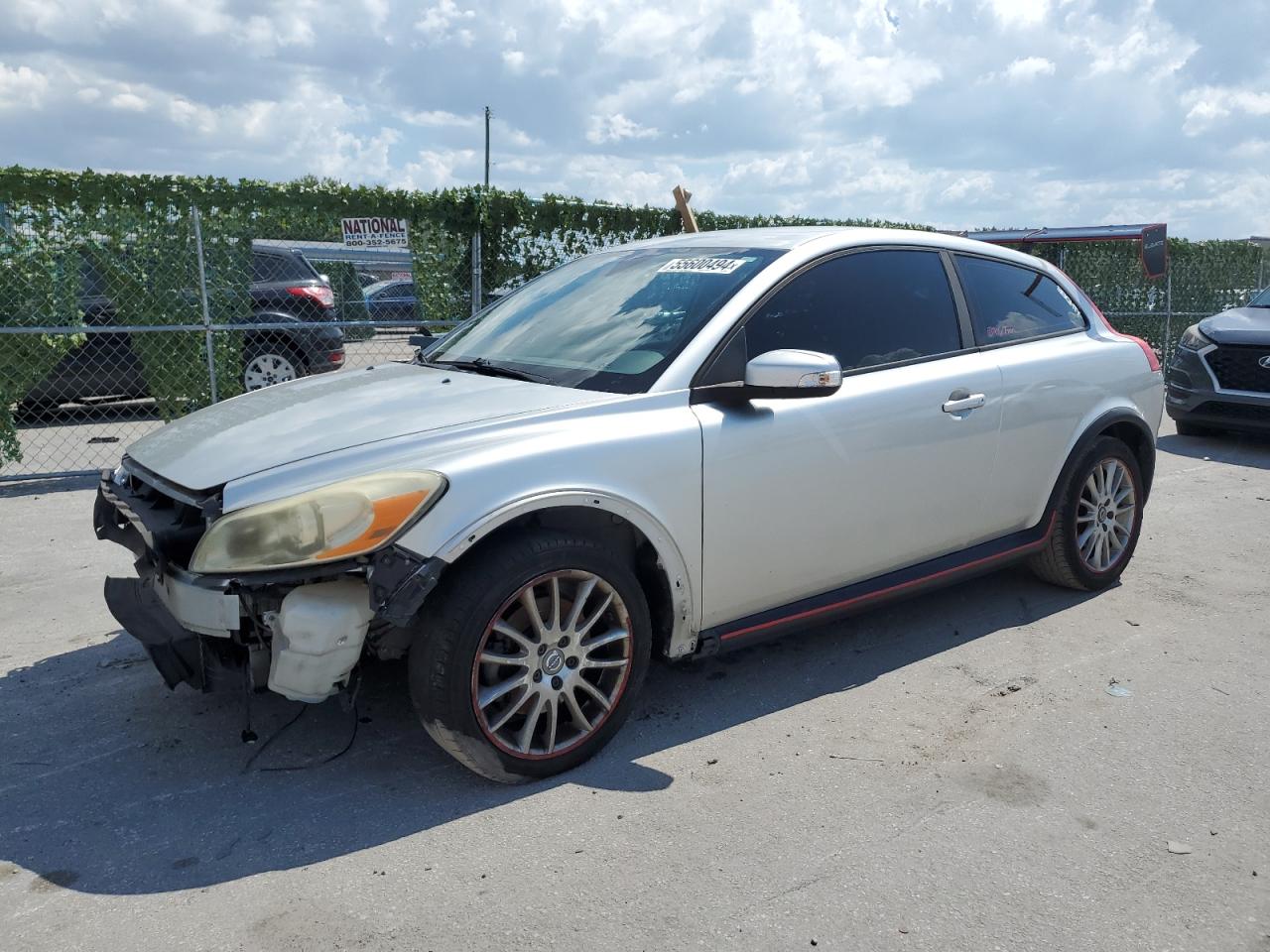 VOLVO C30 T5 2011