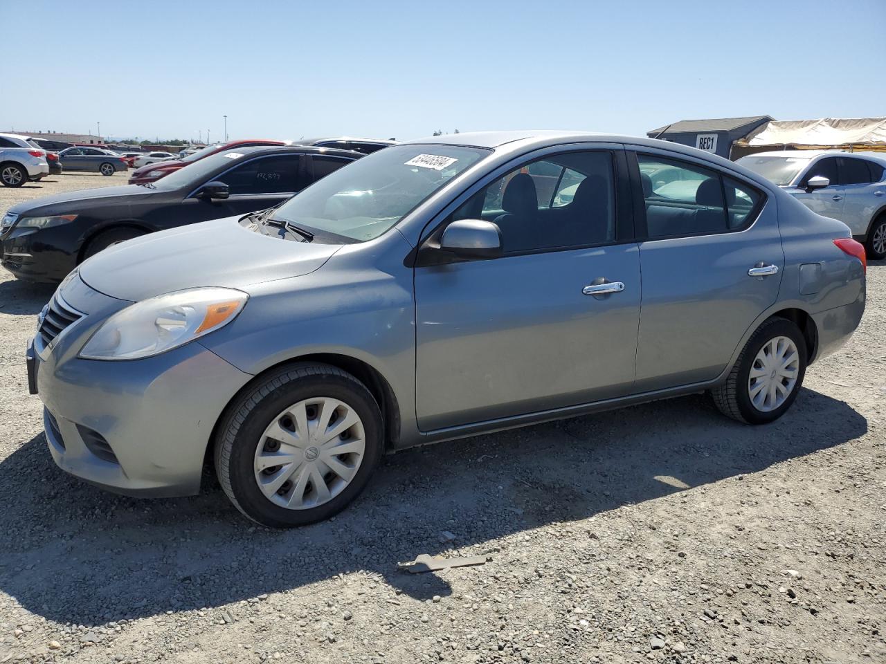 Nissan Versa 2012