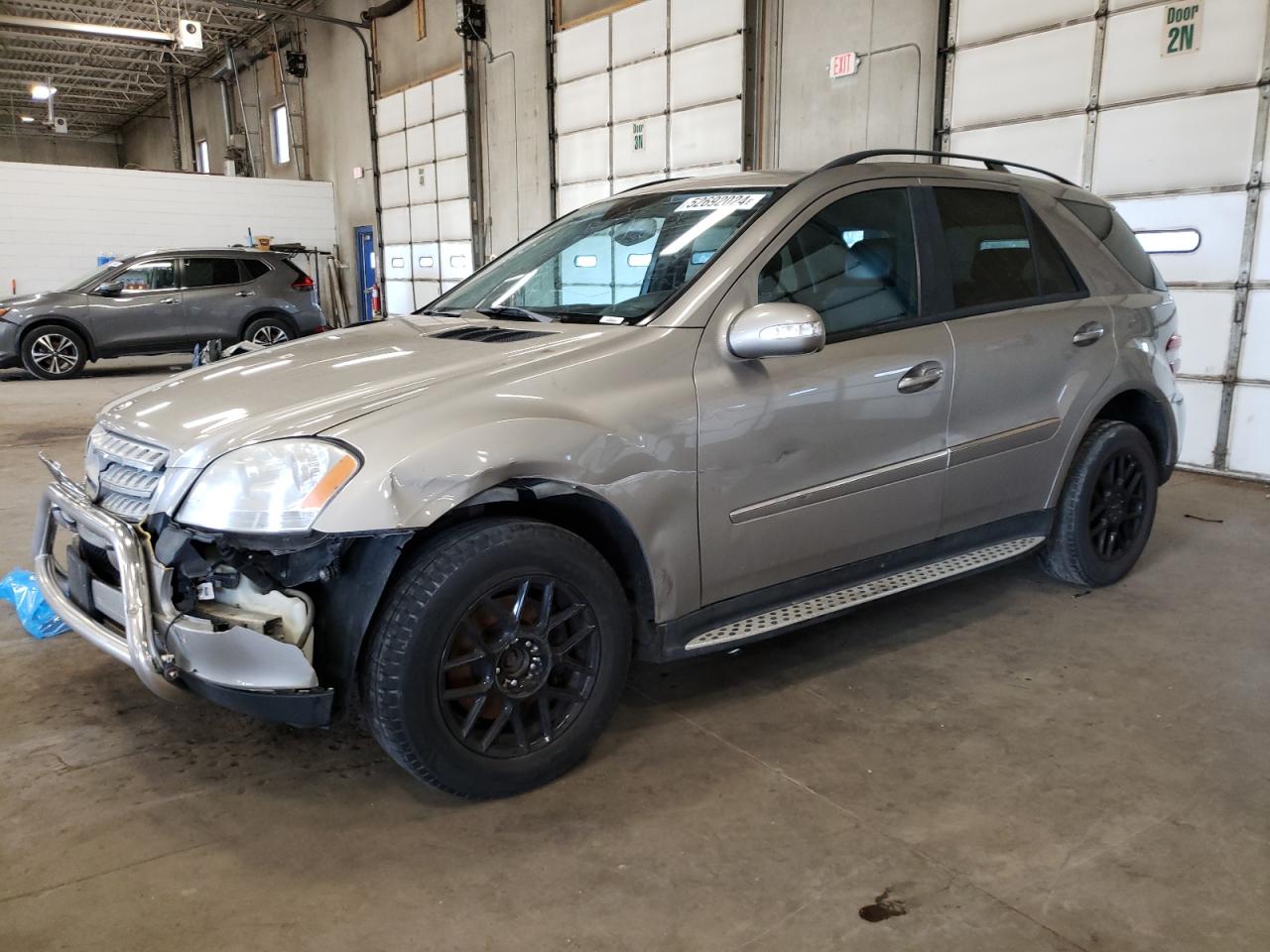 MERCEDES-BENZ M-CLASS 2006