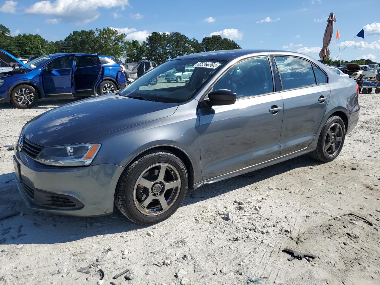 VOLKSWAGEN JETTA BASE 2012