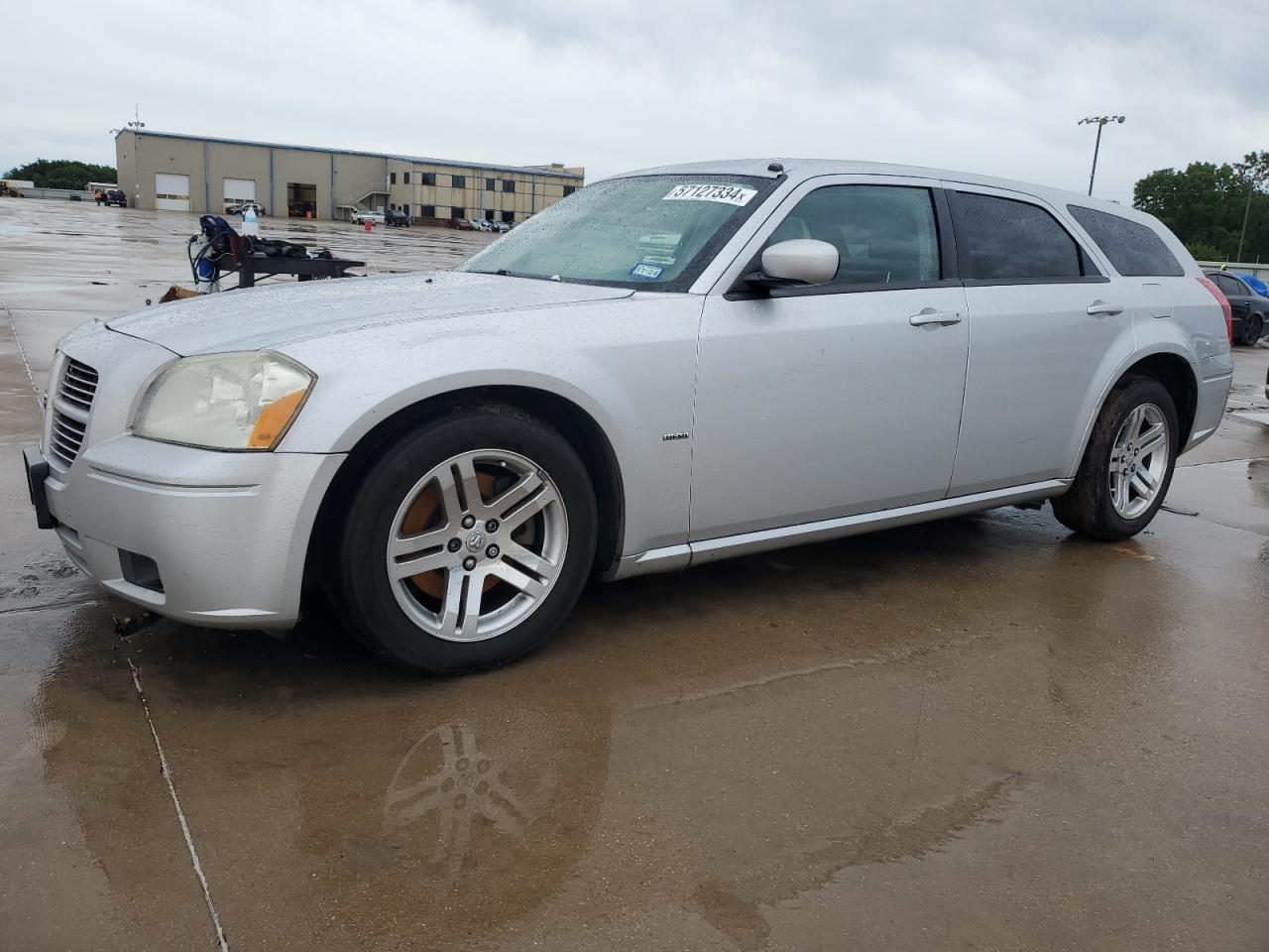 DODGE MAGNUM 2005