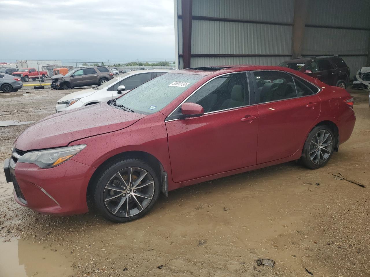 TOYOTA CAMRY 2015