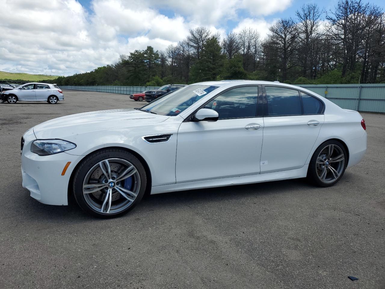 BMW M5 2013