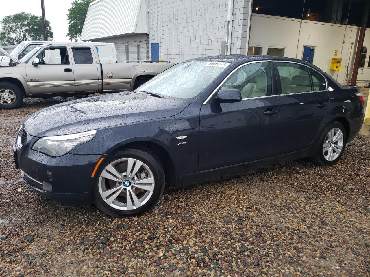 BMW 5 SERIES 2010